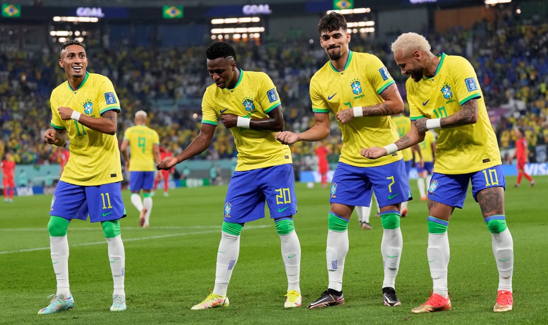 A puro baile, Brasil se floreó ante Corea del Sur (Foto: AP).