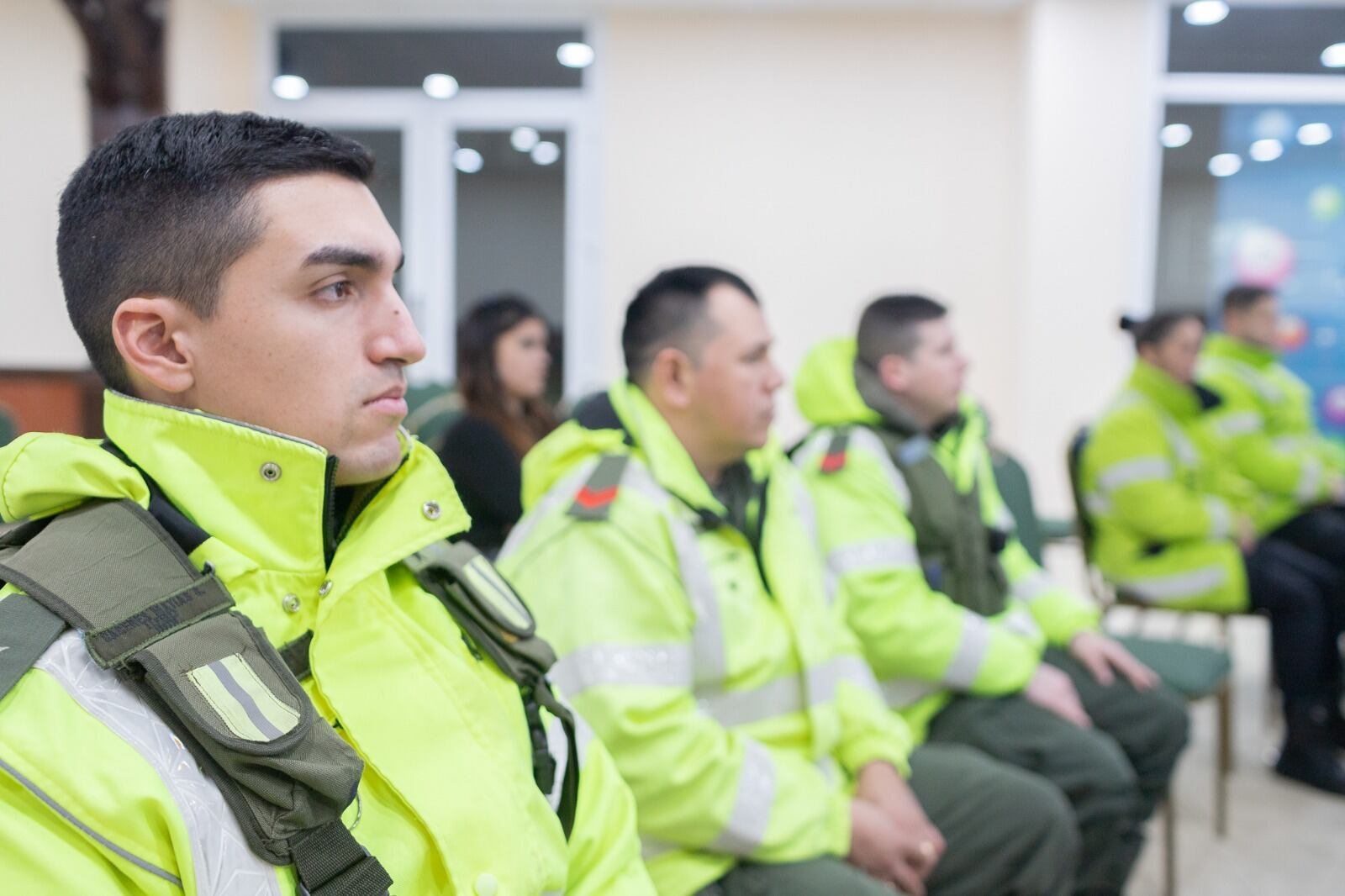 Tierra del Fuego: capacitan a Fuerzas de Seguridad en el uso de cubiertas de invierno