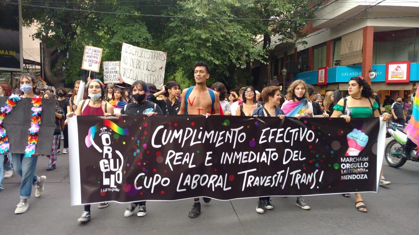 Nueva marcha del orgullo LGBTQI+ en Mendoza. Foto: José Gutiérrez / Los Andes