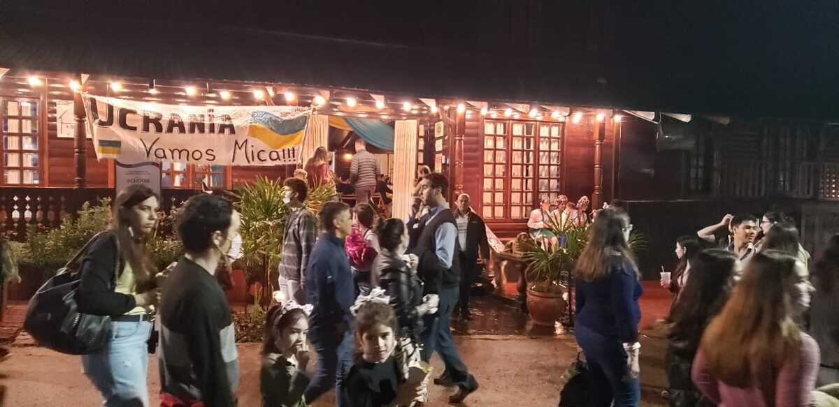 Amar Azul retornó y la rompió en la Fiesta Nacional del Inmigrante en Oberá.