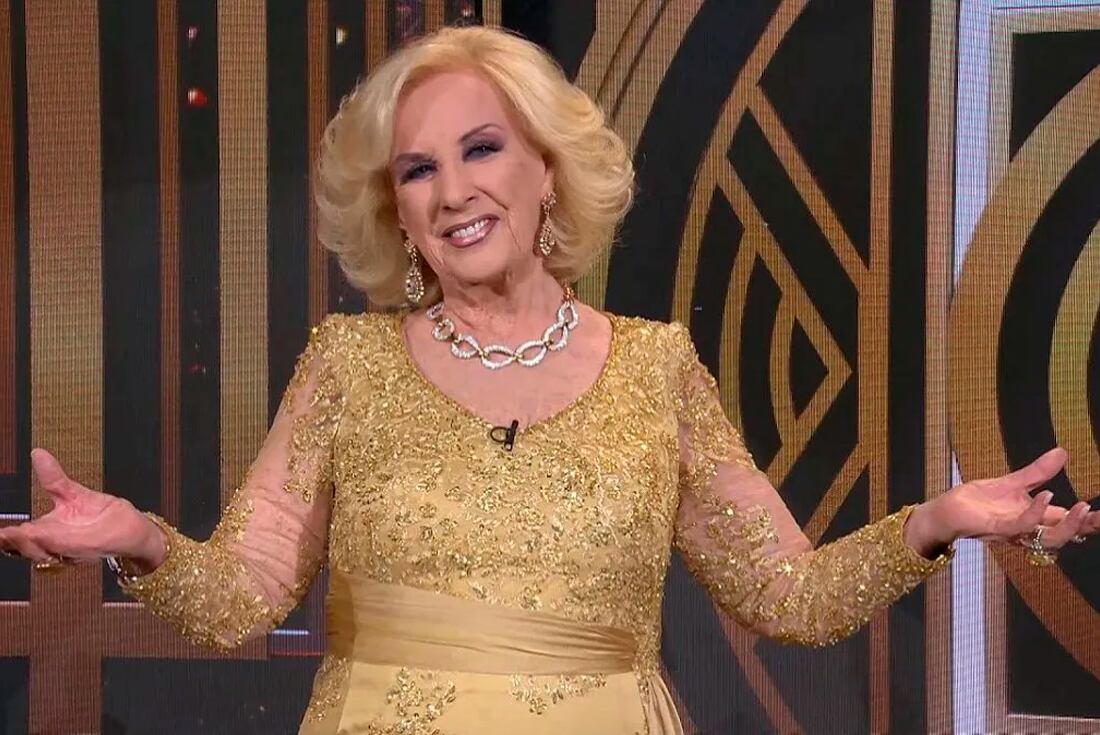 Mirtha hace 56 años que conduce su programa de almuerzos.