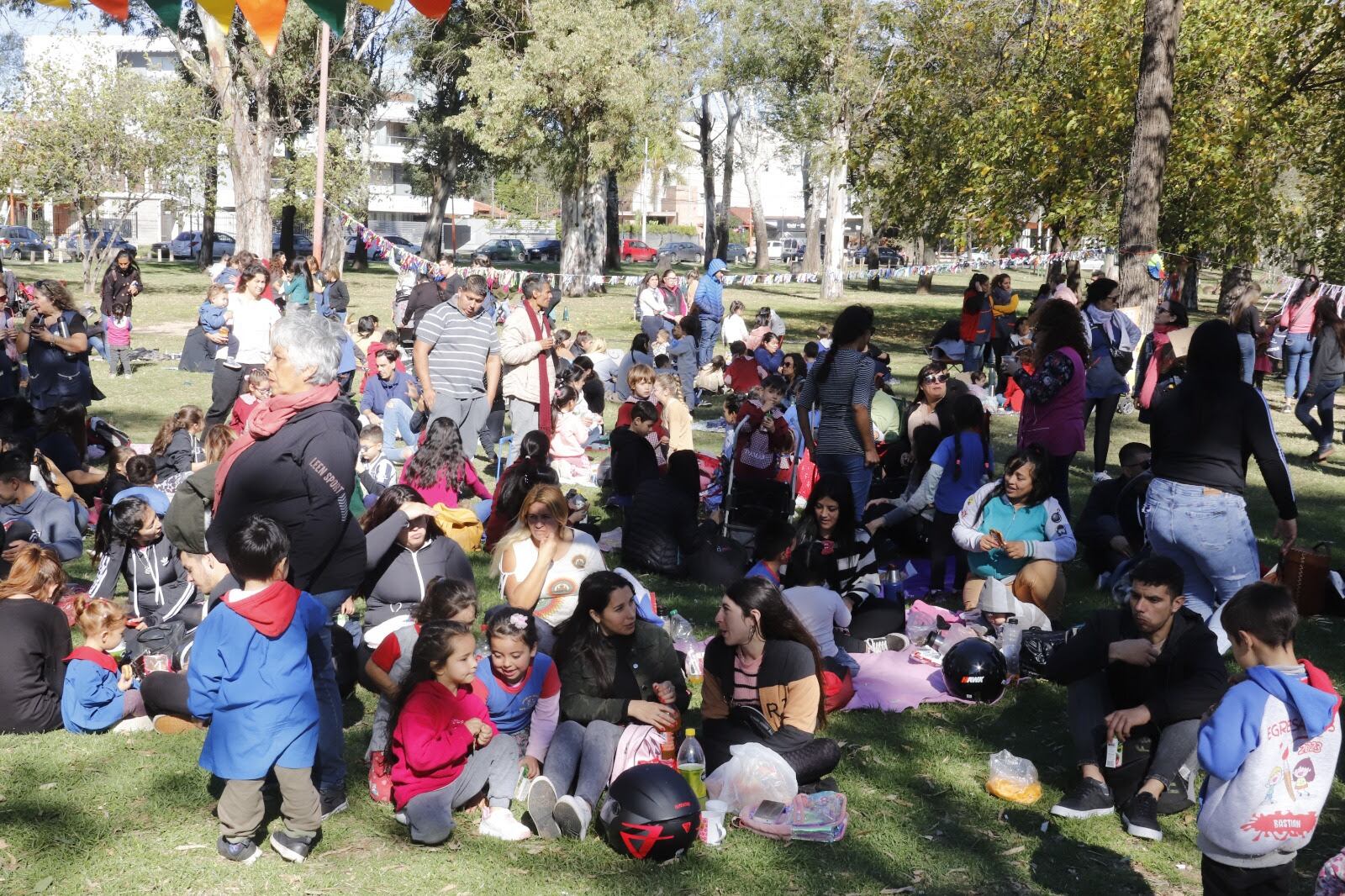 Carlos Paz. Día de los Jardines de Infantes