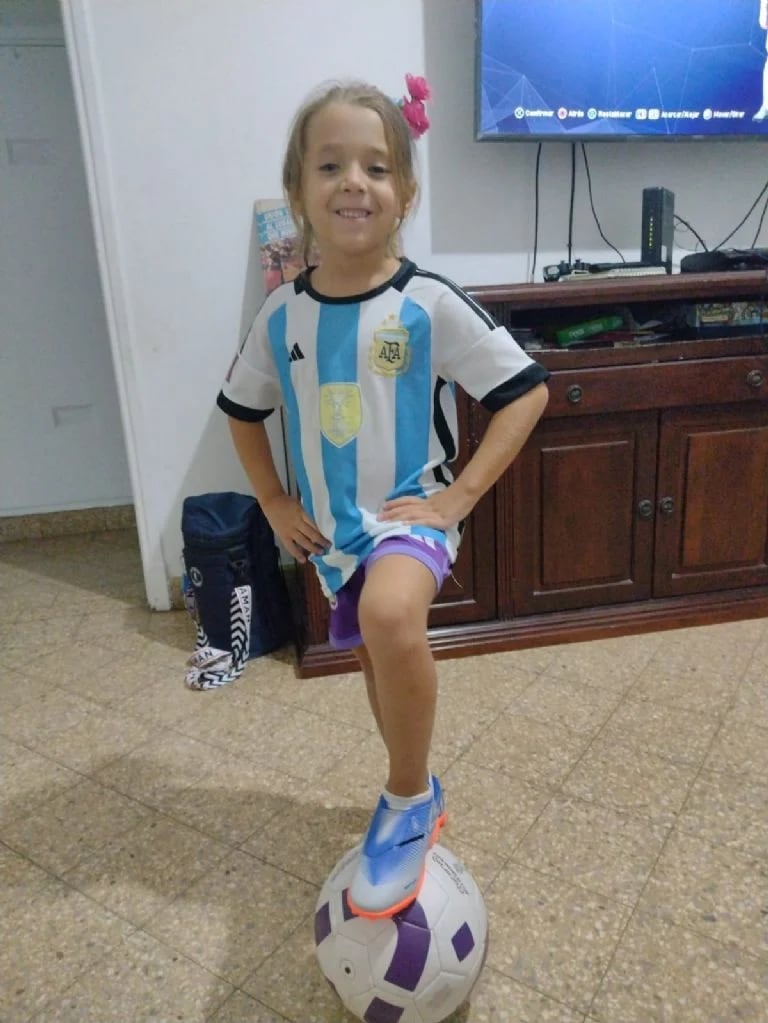 La pequeña mediocampista de Unión que es fan de Messi