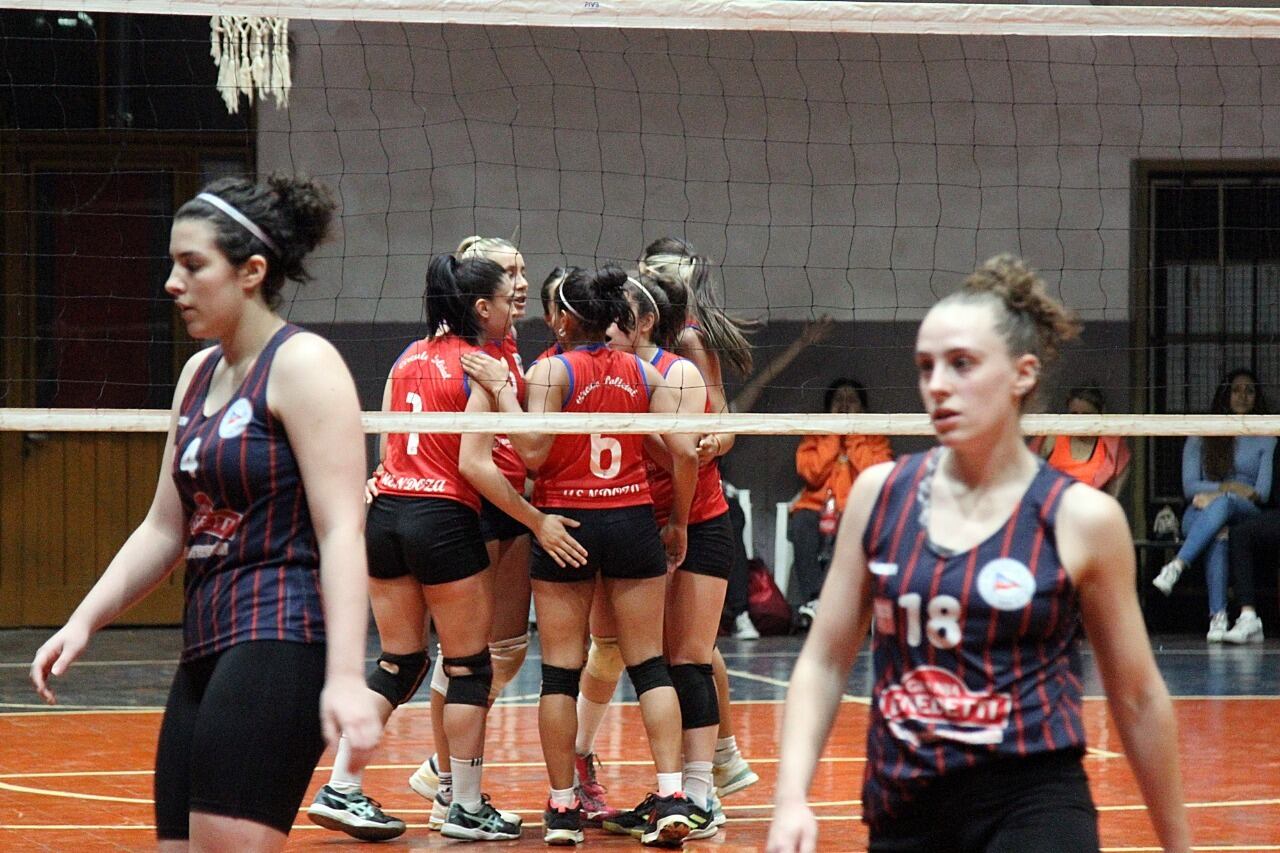 Semifinal Femenino Vóley Clausura