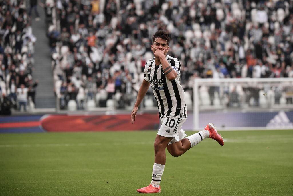 Paulo Dybala se emocionó hasta las lágrimas en su último partido como local.