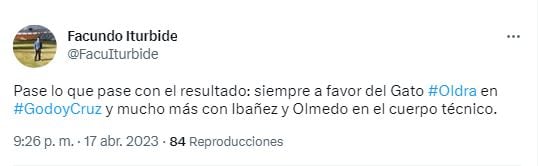 El aguante de los hinchas al Gato Oldrá.