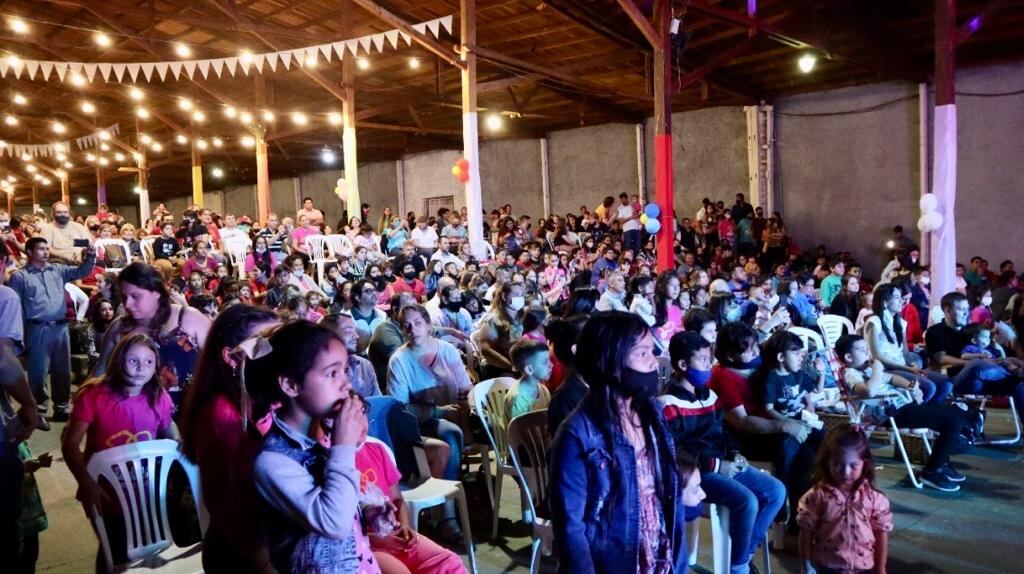 Con una multitud de presentes, Eldorado vivió el “Octubrillante”.