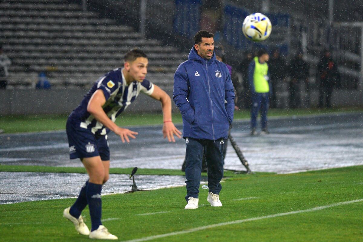 Talleres y una constante con Carlos Tévez DT: los cambios que realizará para jugar en Tucumán