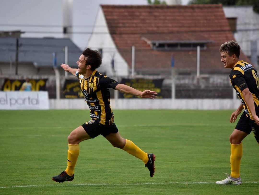 Valentín Depietri, a la espera del regreso del fútbol en Tandil