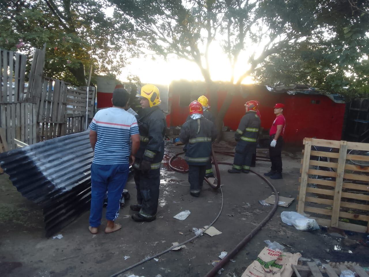 Incendio en barrio Alta Córdoba dejó a una familia sin hogar.