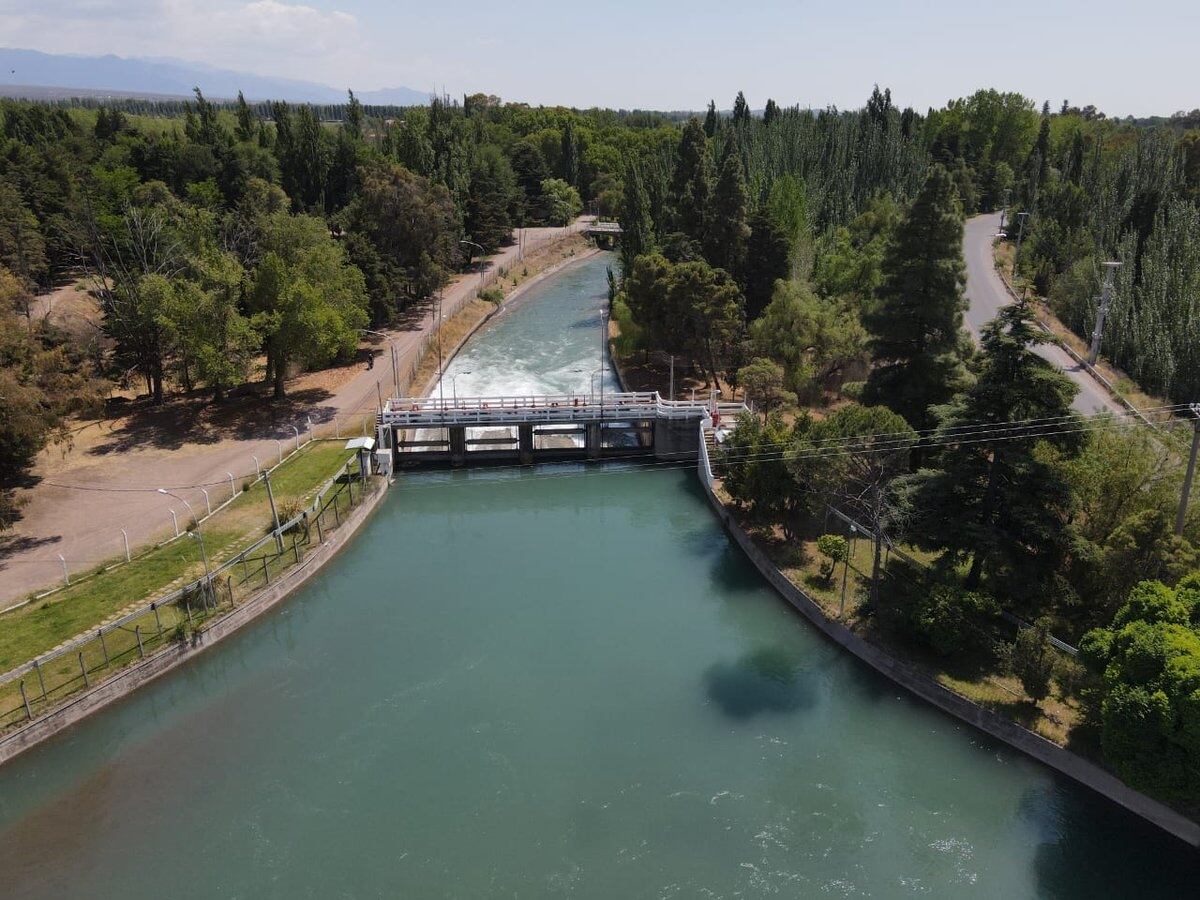 Se registraron cinco víctimas en lo que va del verano en el río Mendoza.