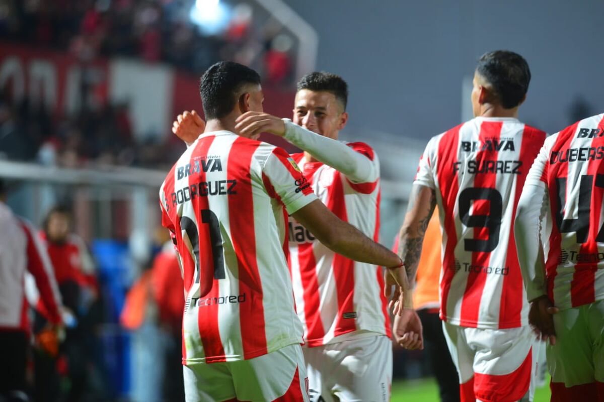 Instituto lo perdía ante Unión y lo empató con un gol espectacular de Santiago Rodríguez
