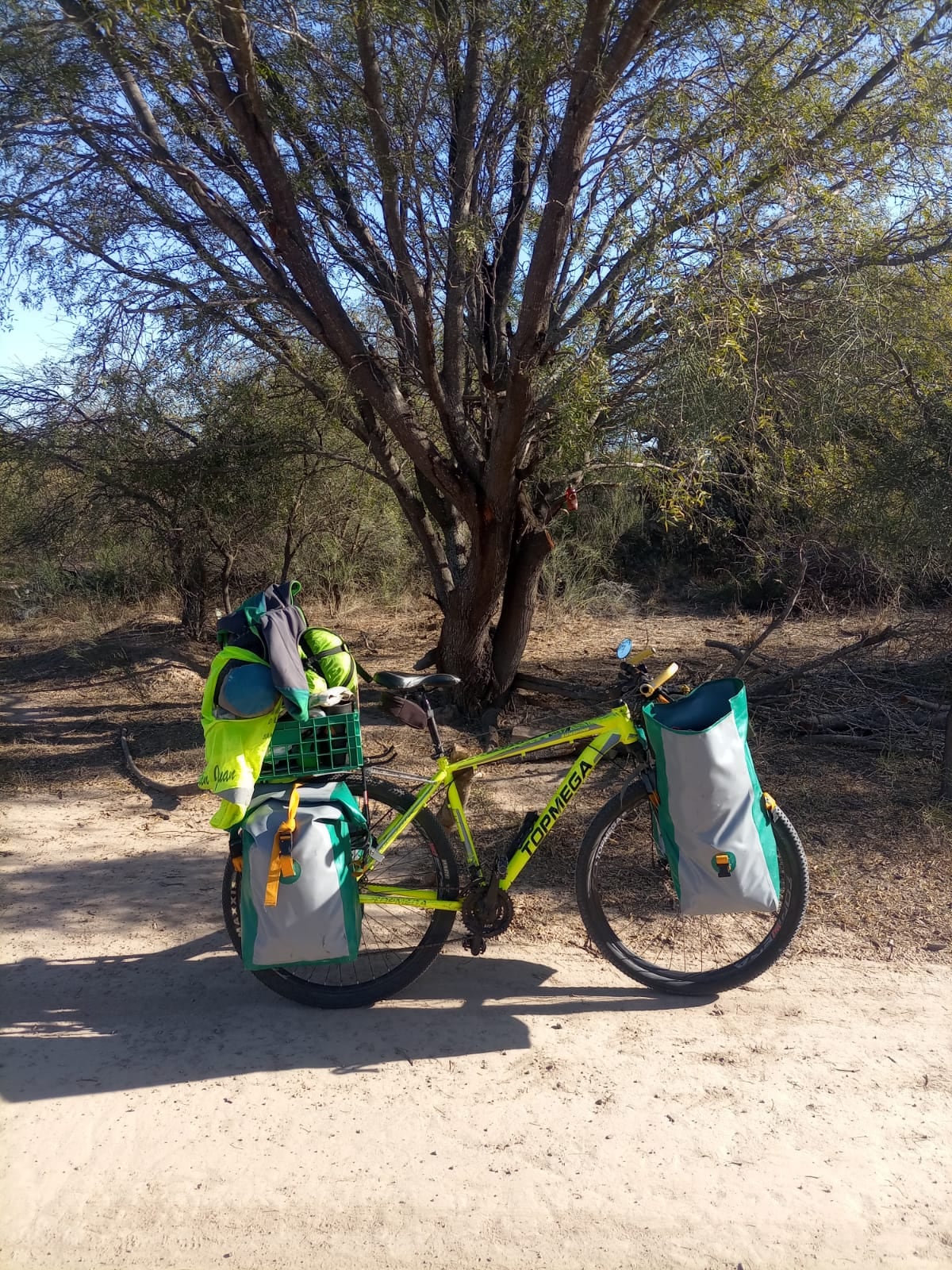 Sofía Lépez, la sanjuanina que lo dejó todo para vivir viajando en bicicleta