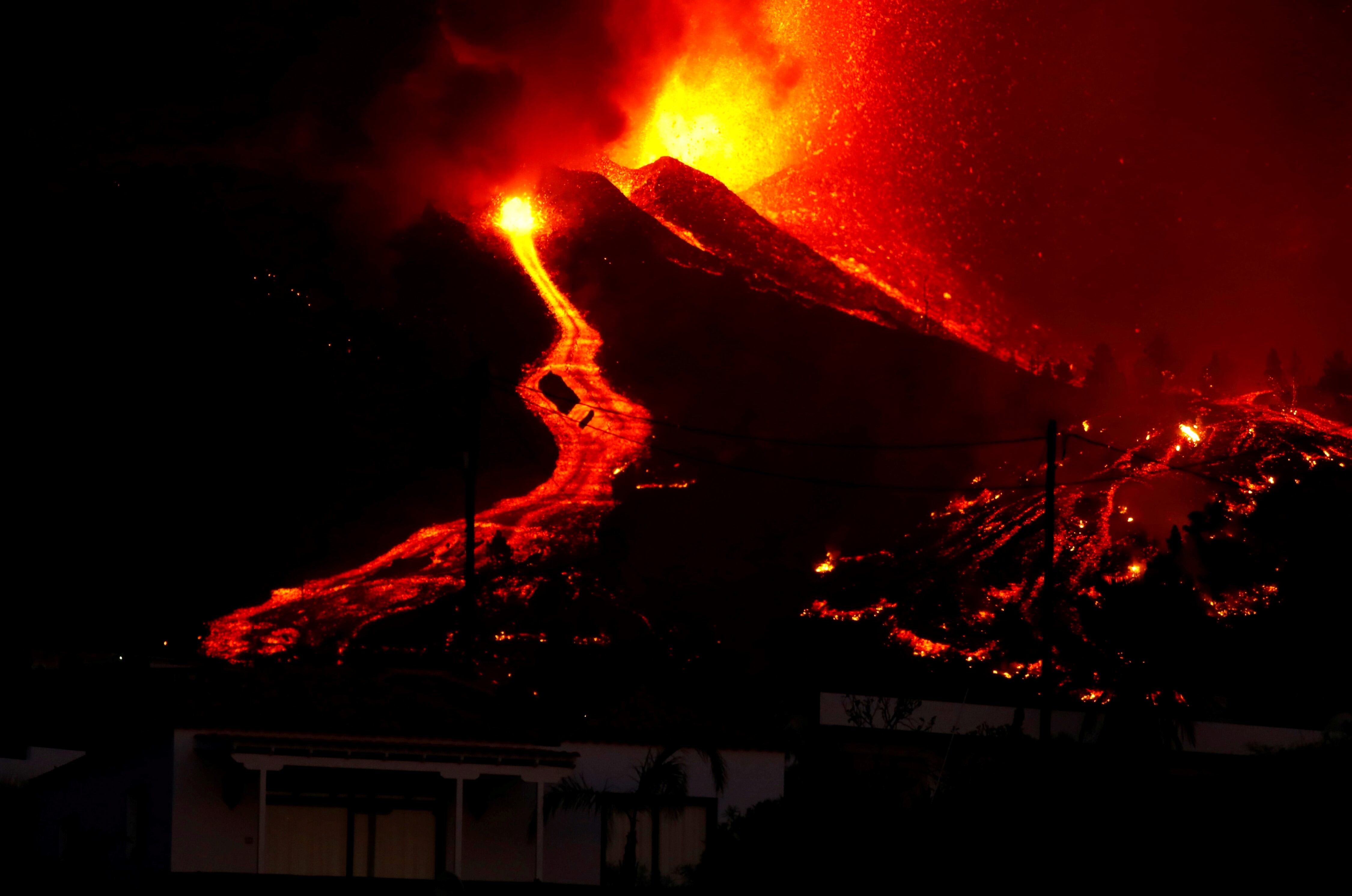 La erupción del volcán Cumbre Vieja dejó más de cinco mil vecinos evacuados.