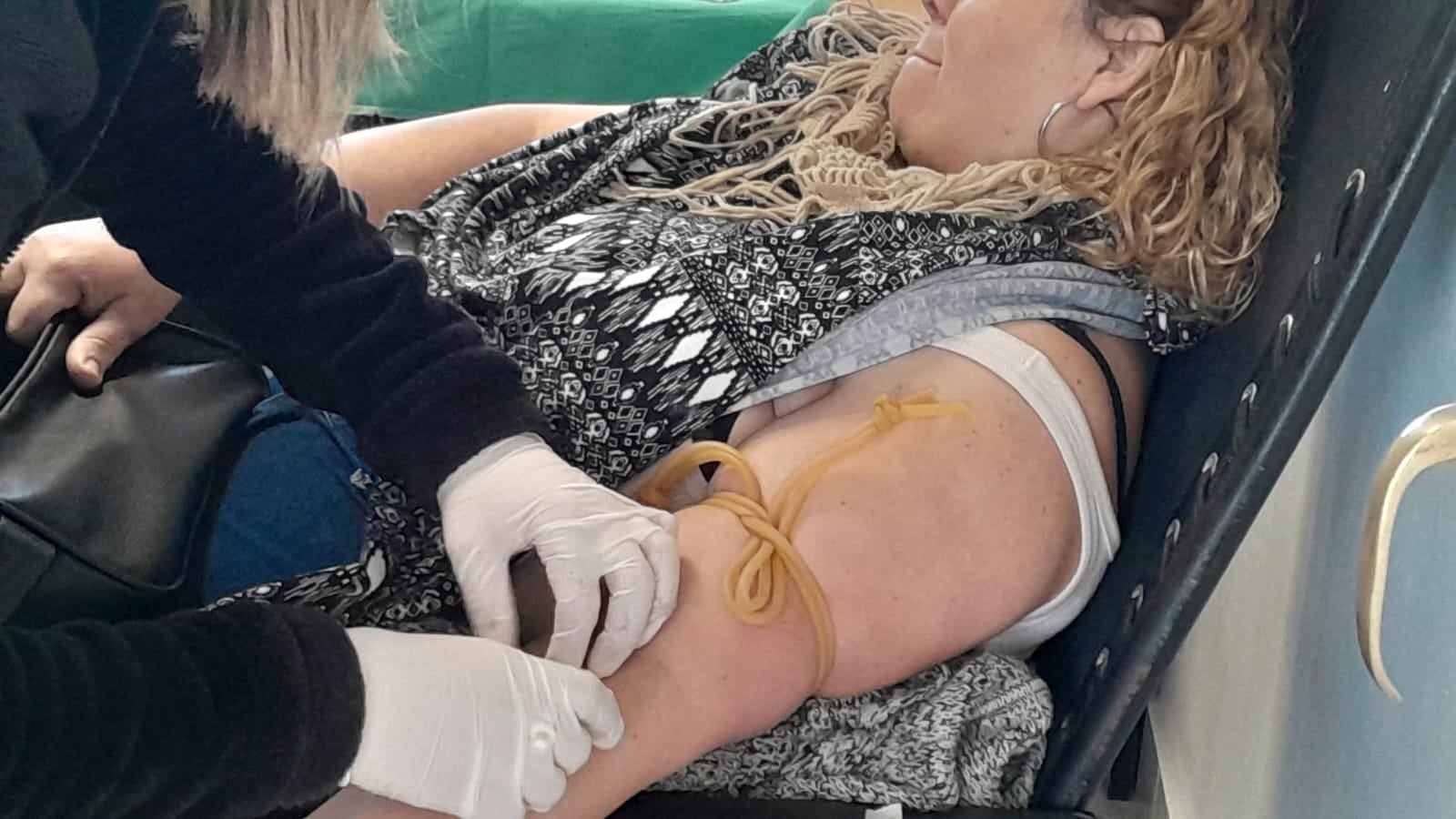 exitosa campaña de grupo sanguíneo, donación de sangre y vacunación de Covid-19 en el CIC de Olimpo