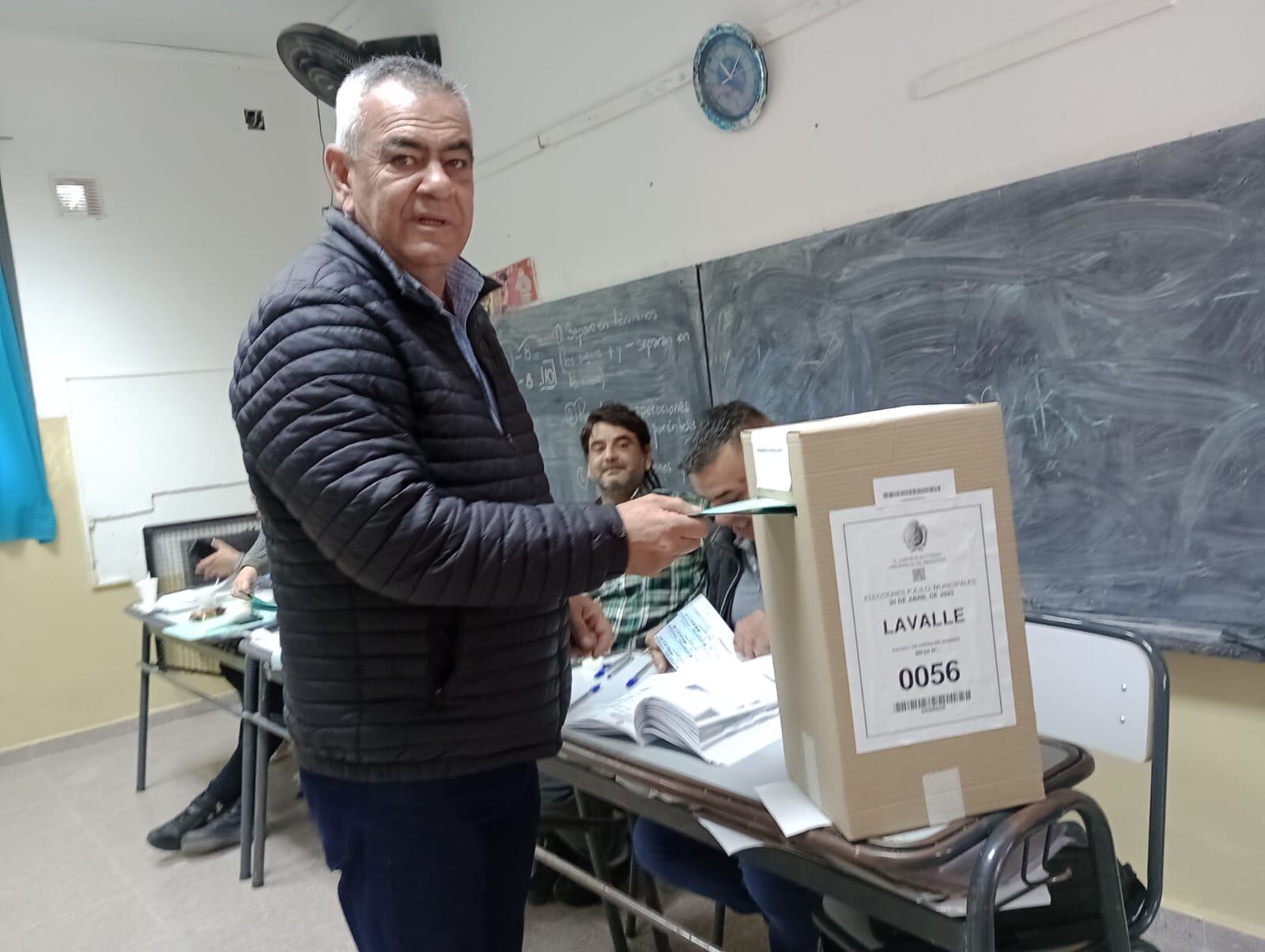 Edgardo González votó en Lavalle.