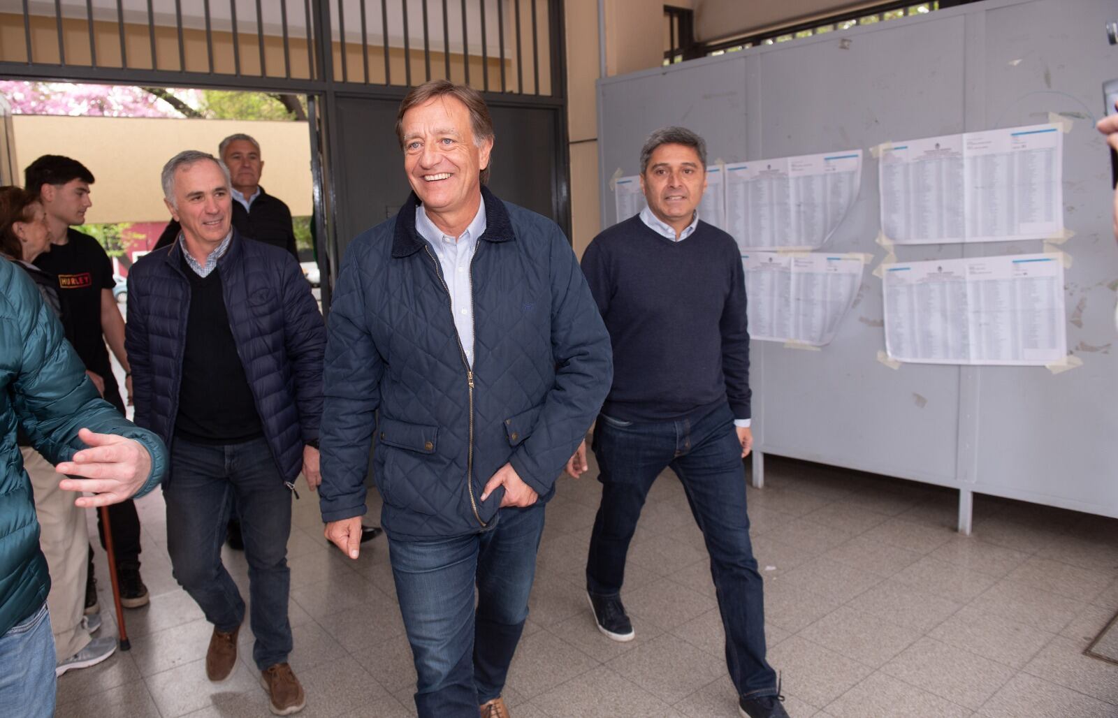 Rodolfo Suárez votó en las elecciones provinciales de Mendoza.