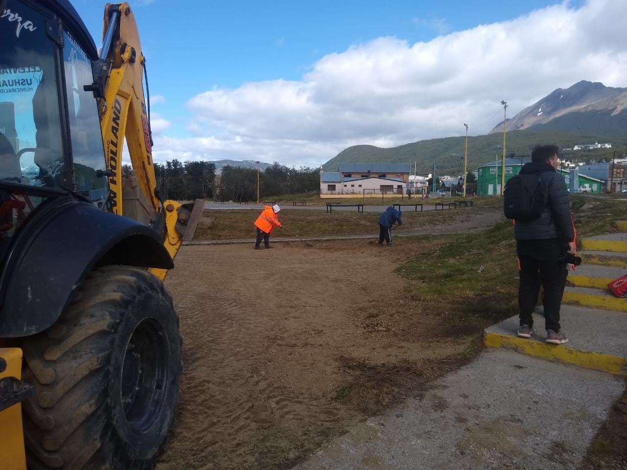 El municipio puso en marcha las obras de verano aprovechando los días de buen tiempo.