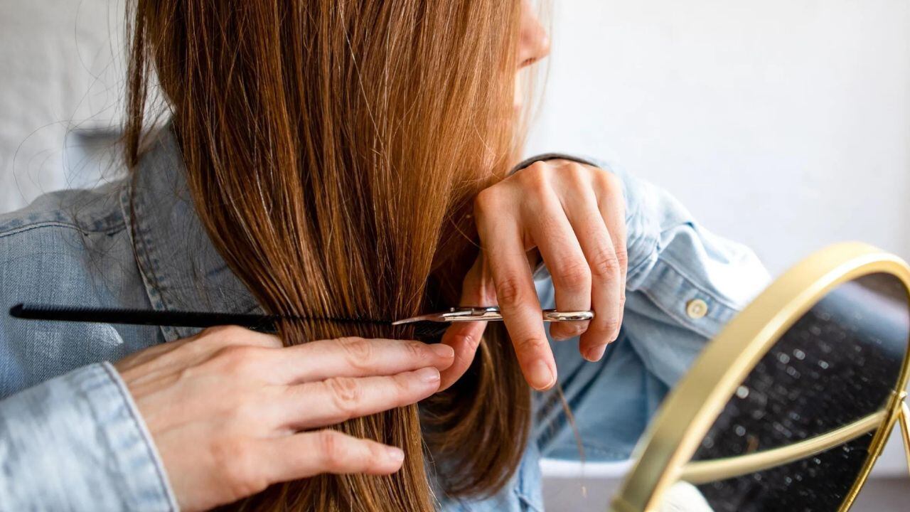 as fases de la Luna podría afectar el crecimiento del cabello.