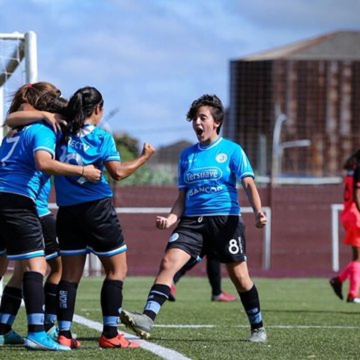 Belgrano e Instituto y su adhesión al Día Internacional de la Mujer