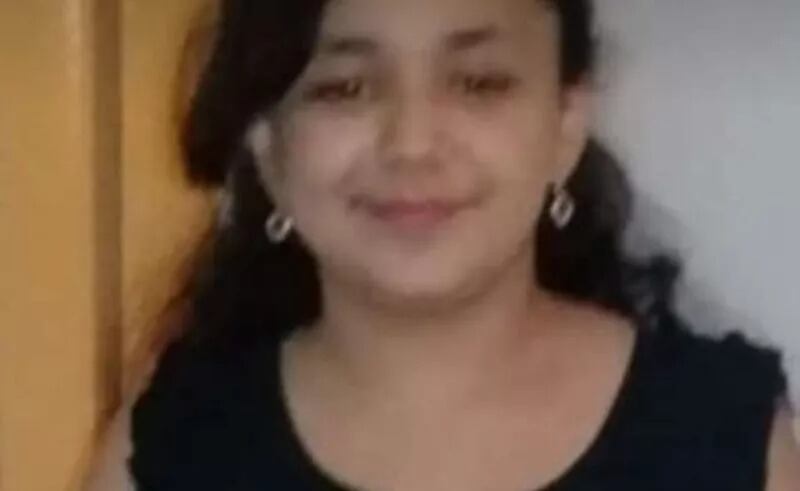 Candelaria Tapia, 14 años, vista por última vez en barrio Villa Libertador.