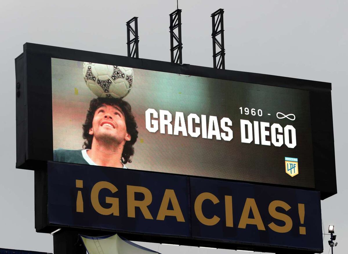 Cumpleaños de Diego Maradona: los detalles de los homenajes en las canchas del fútbol argentino