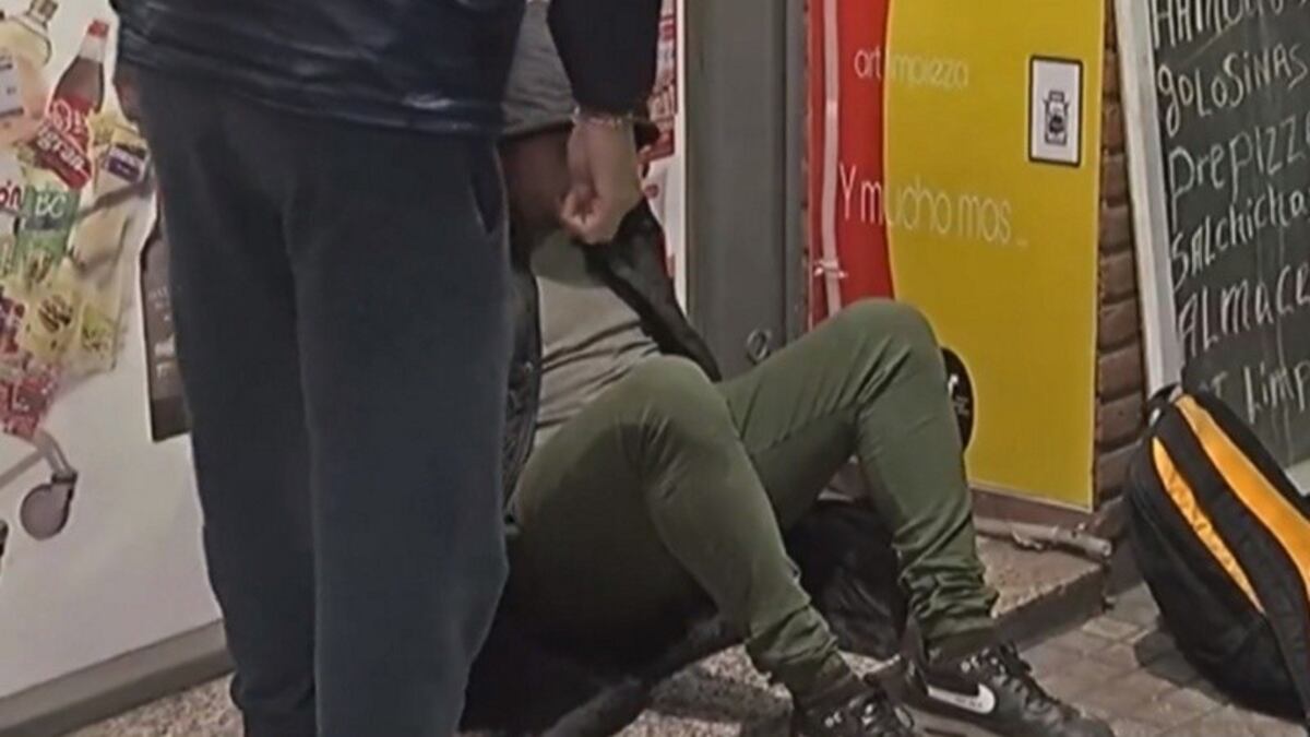 Detuvieron a un narco prófugo mientras paseaba en pleno centro de Rosario