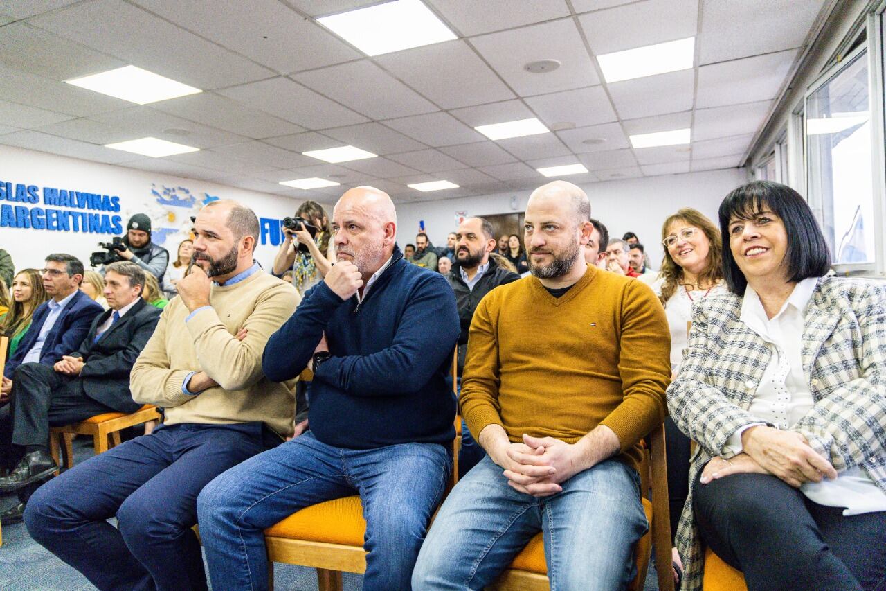 Planta política provincial, acompañó el momento de la asunción de la flamante ministra.