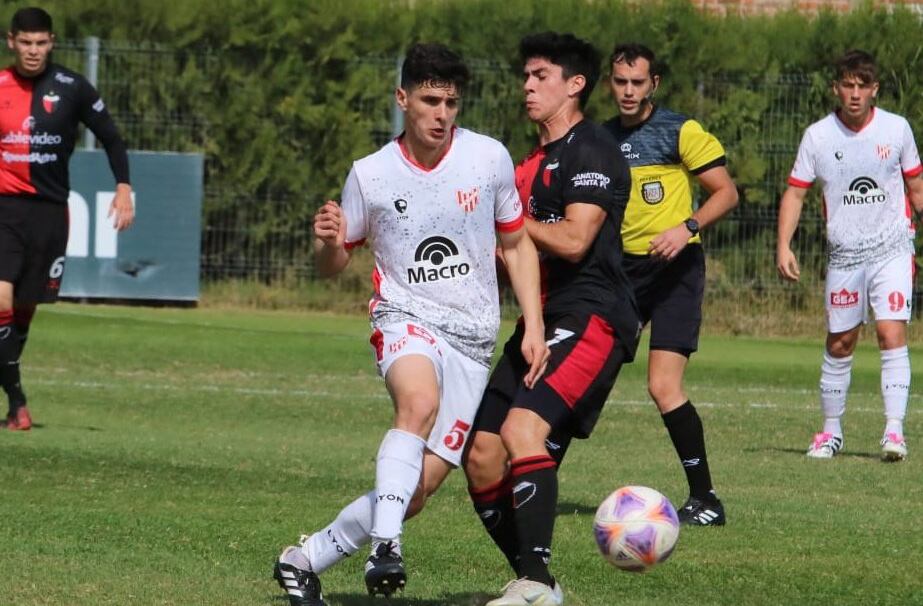 Derrota de la reserva de Instituto en Santa Fe. (Prensa IACC).