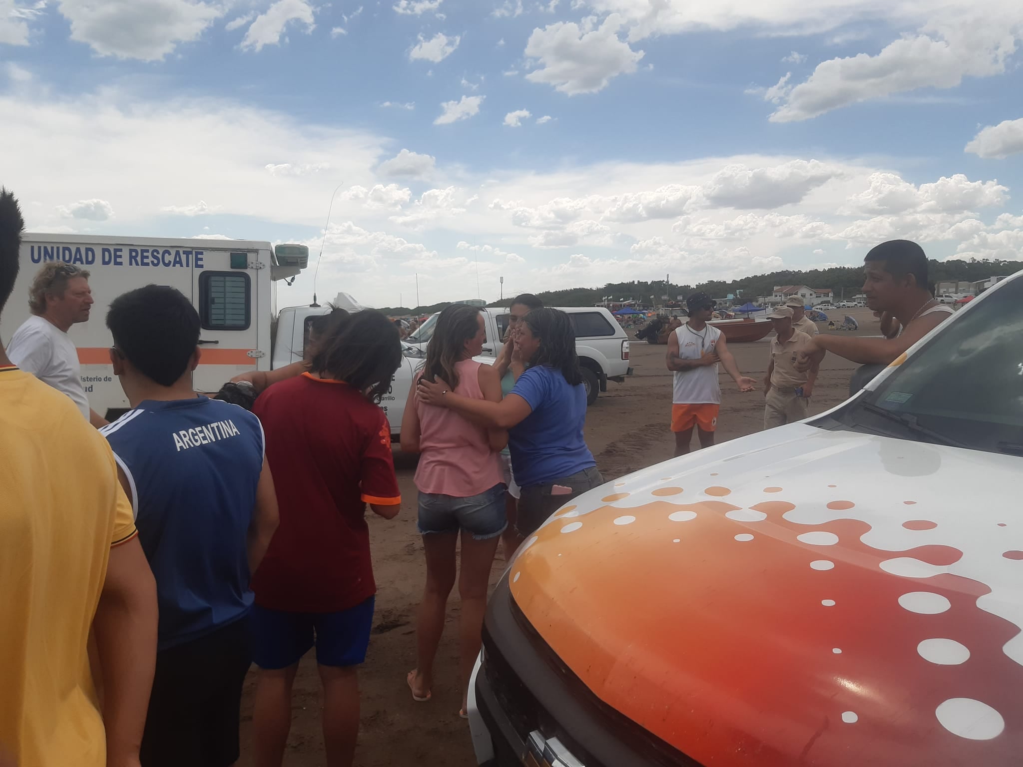 Pescadores héroes de Monte Hermoso encontraron a los kayakistas perdidos