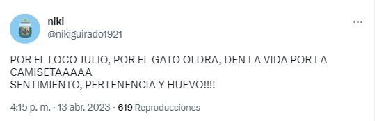 El aguante de los hinchas al Gato Oldrá.