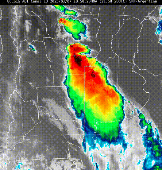 Alerta roja: el avance de la tormenta en Córdoba (SMN).