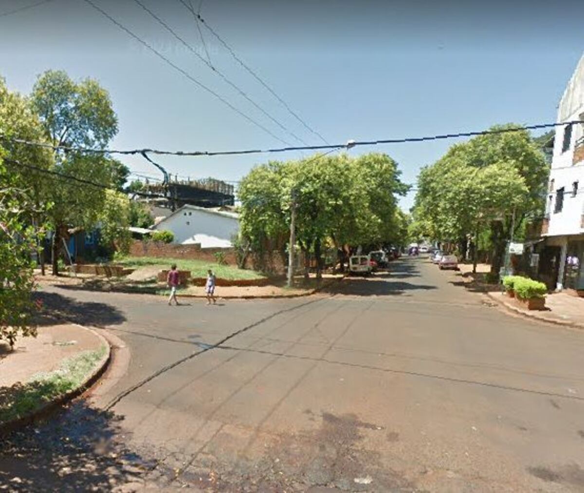 Dos estudiantes fueron asaltados a la salida del colegio en Eldorado