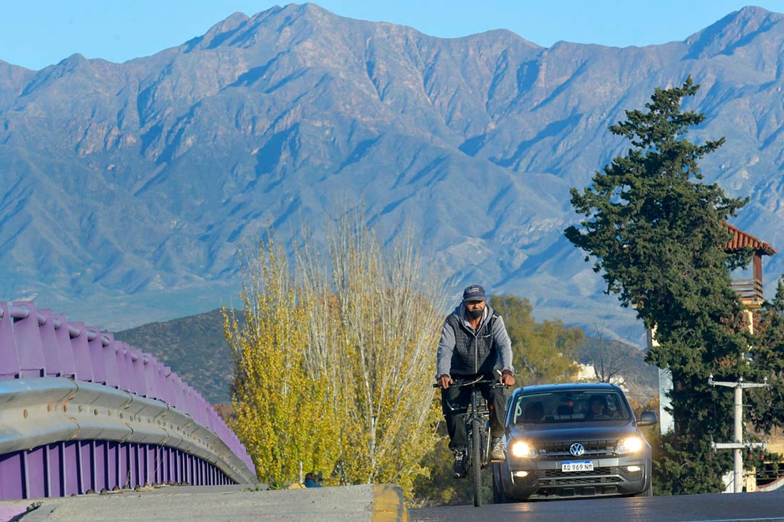 Frío y con heladas por la mañana, soleado por la tarde: así será el comienzo de julio en Mendoza. Foto: Orlando Pelichotti  / Los Andes