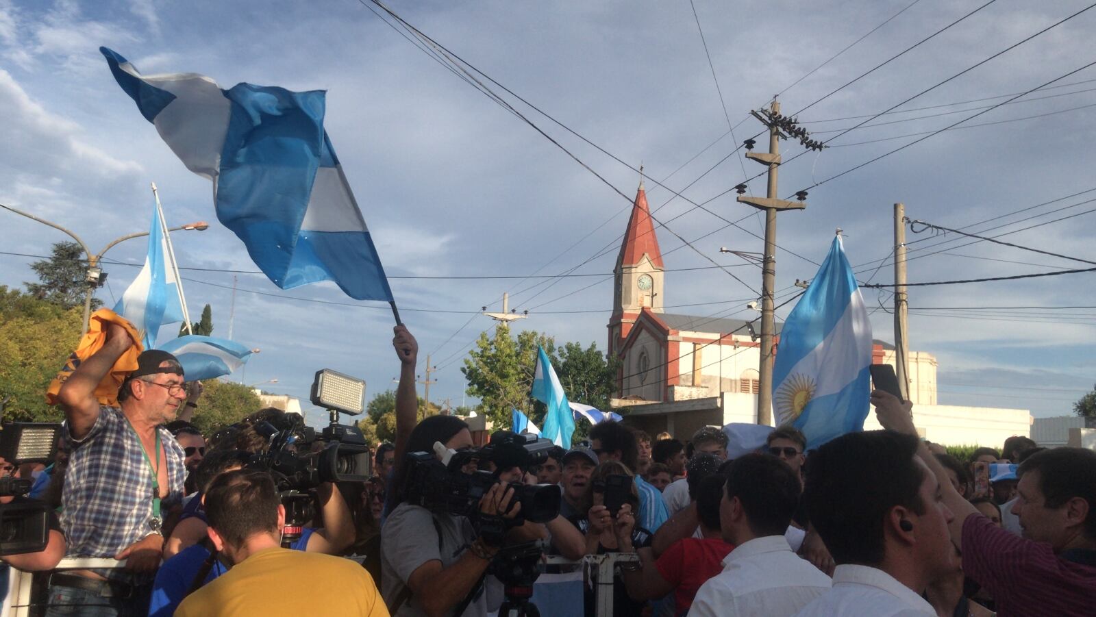 El DT dio una conferencia de prensa en su comuna natal.