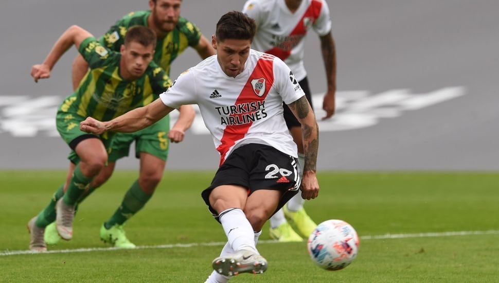 Gonzalo Montiel tiene una contractura y peligra su presencia en el Superclásico. 