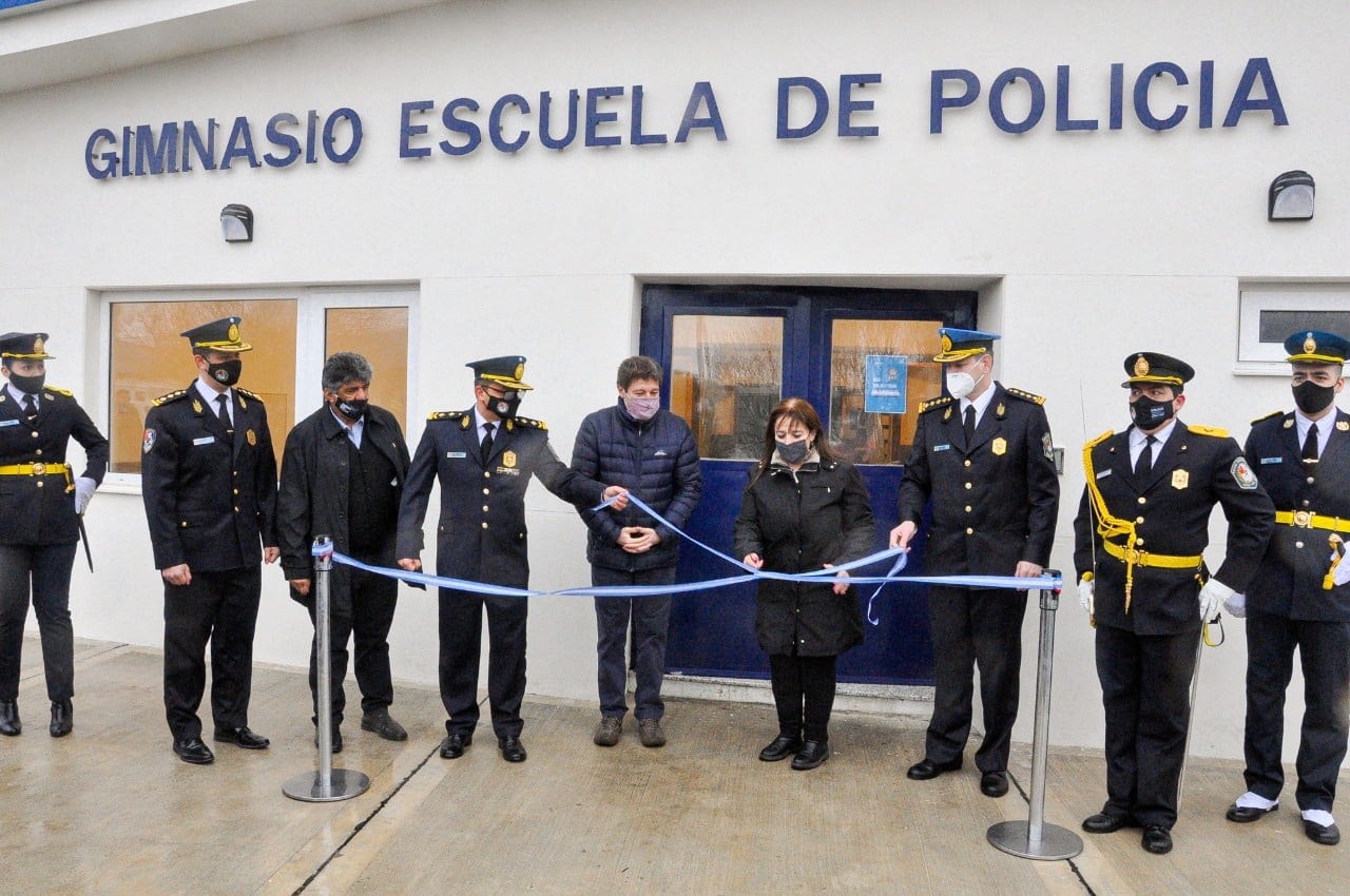 Se inauguró el Gimnasio de la Escuela de Policía Provincial