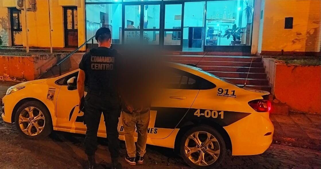 Joven fue sorprendido intentando violentar automóviles en Oberá.