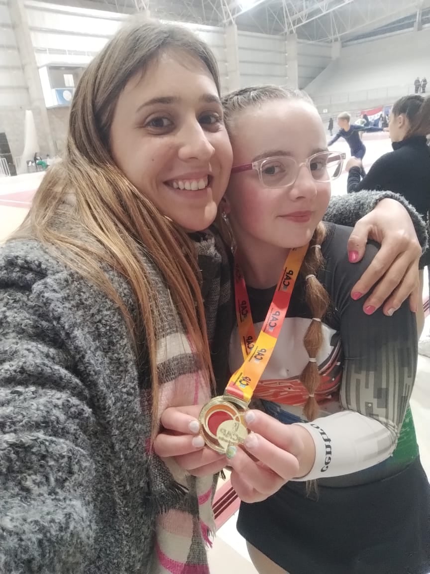 patinadoras del Club Colegiales en el Torneo Regional de Copas de Patín Artístico