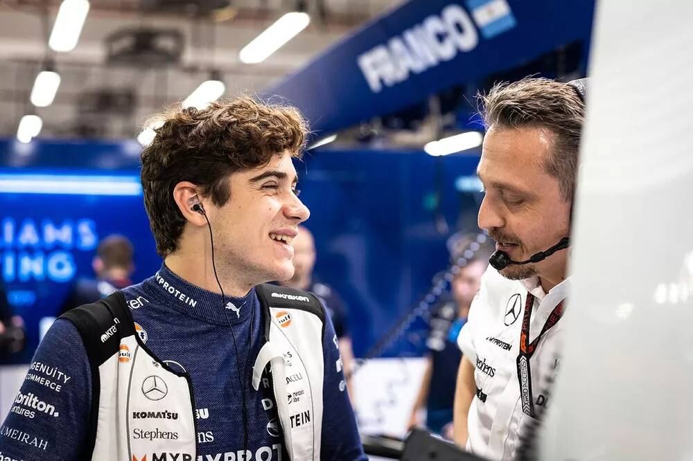 Franco Colapinto y Gaetan Jego su ingeniero de carrera (Williams)