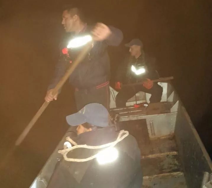 Encuentran sin vida a un hombre que se habría caído del puente sobre el arroyo El Soberbio.