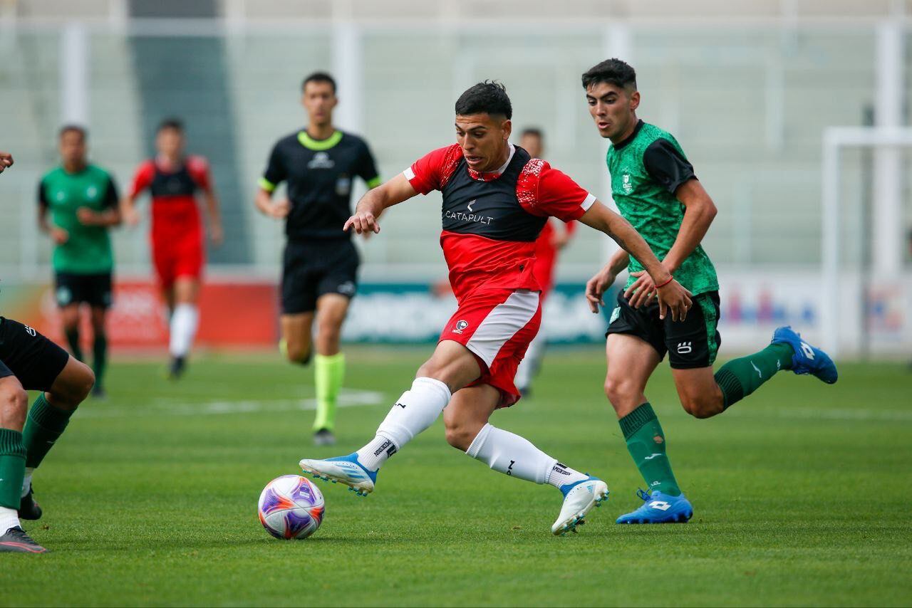 Instituto vs Camioneros, amistoso en el Kempes (La Voz).