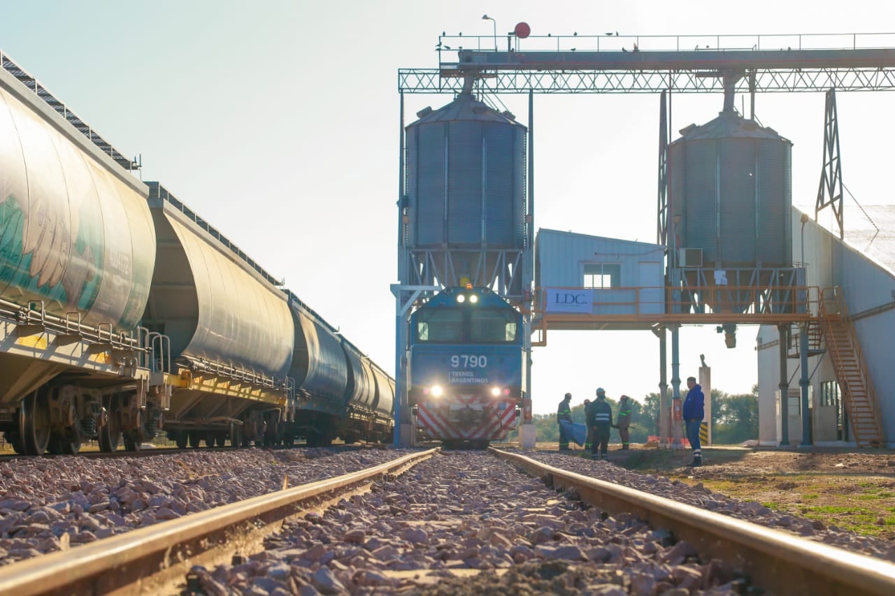 “Tenemos una misión que es incentivar las economías regionales, y el ferrocarril es un motor en su desarrollo” aseguró Vispo.