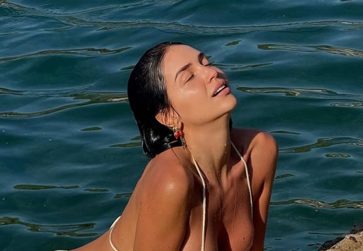 Desde Italia, Zaira Nara posó en microbikini y se sumó a la tendencia del verano europeo