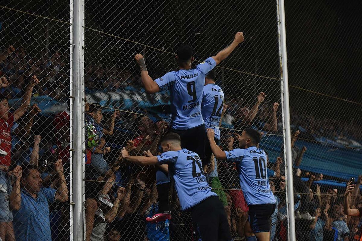 Belgrano, el único equipo que peleará por el título en Primera, Reserva y Femenino