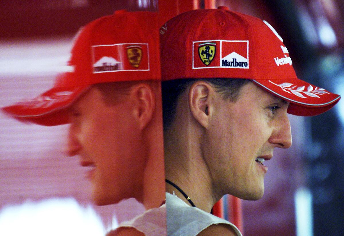 La increíble reaparición de Michael Schumacher en un evento benéfico: la imagen que recorre el mundo