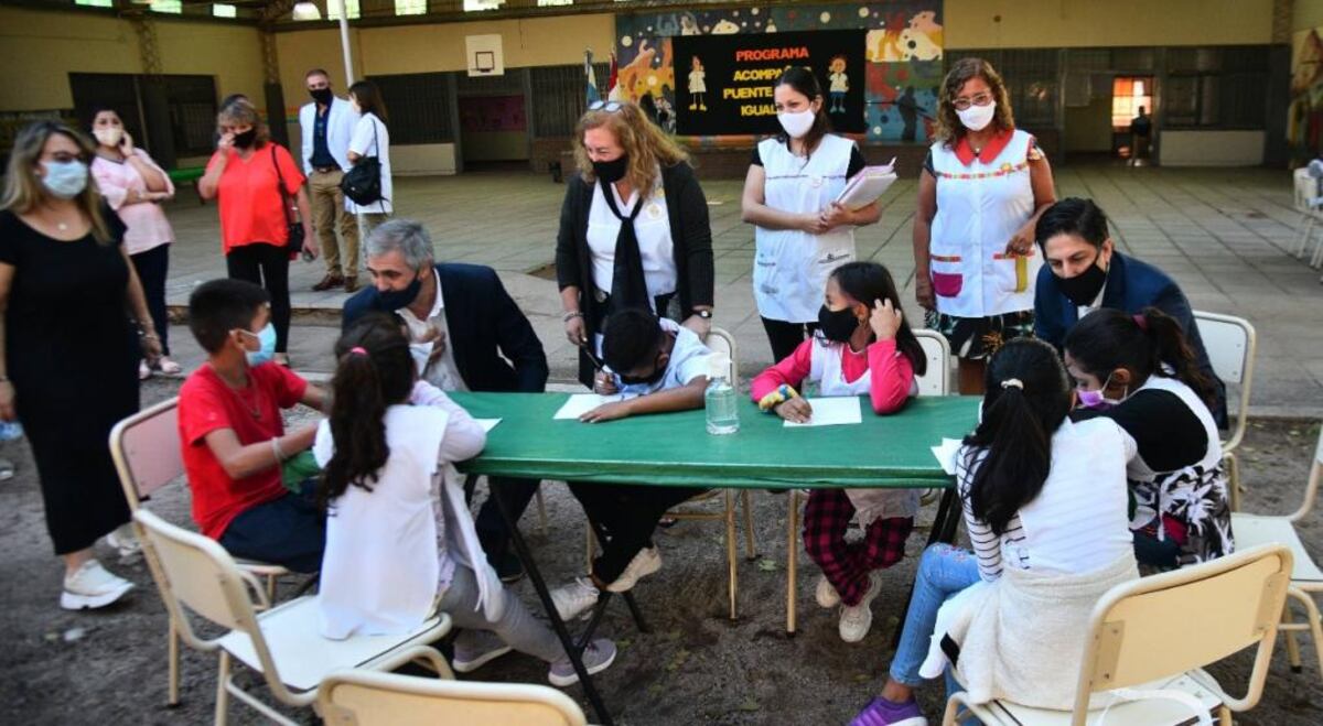 Luego de su visita a Córdoba, el ministro Trotta fue aislado por contacto estrecho de coronavirus