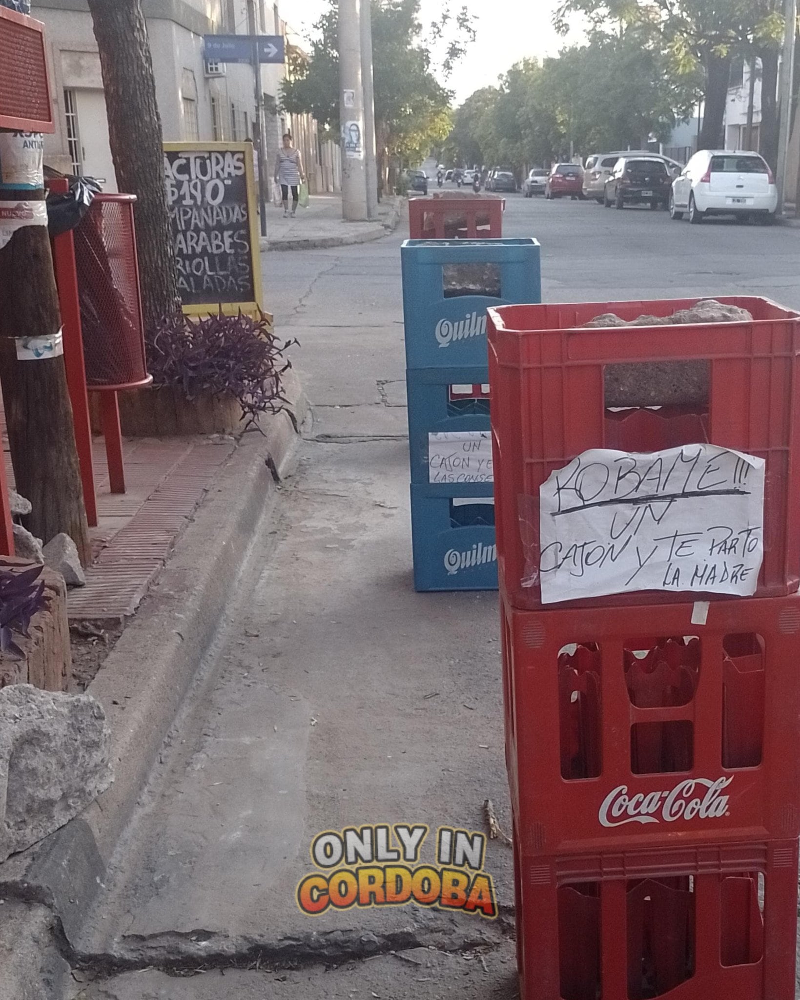 El letrero que se hizo viral en Córdoba.