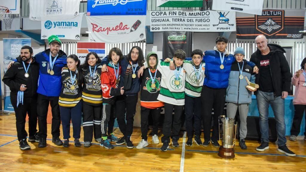 Copa de Hockey sobre Hielo del Fin del Mundo