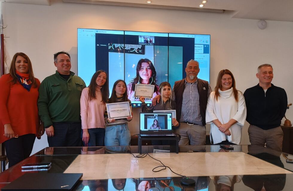 Una joven de Carlos Paz fue premiada por la creación de una app que detecta incendios forestarles: junto a su equipo viajaran a Silicon Valley